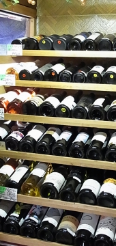 輸入ワインもたっぷり